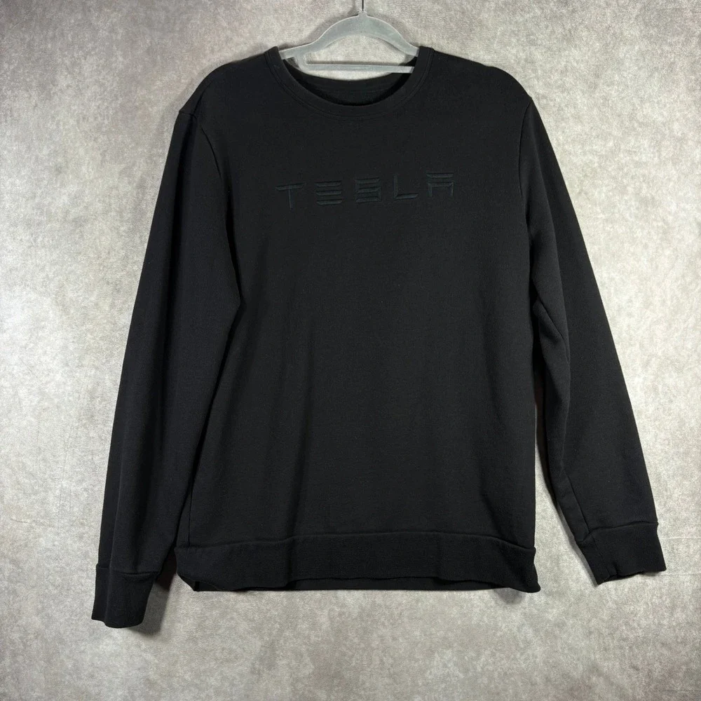 Tesla Sweatshirt Mens Size Medium Black Spellout Crewneck Pullover‎ Embroidered